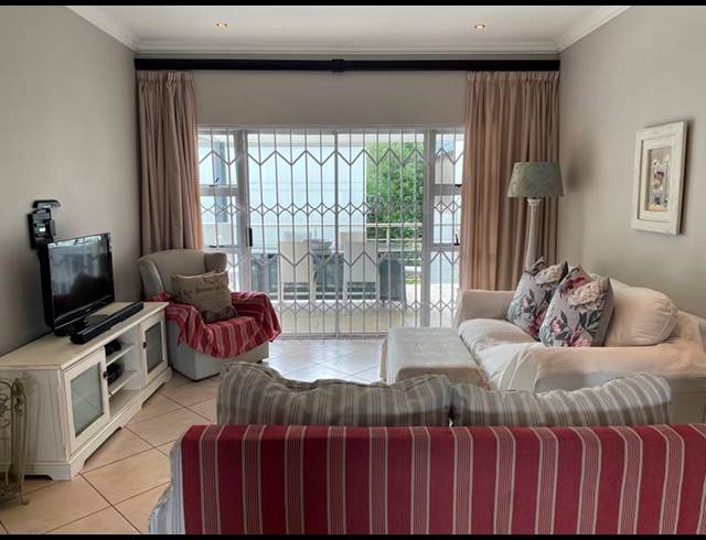 2 BEDROOM PROPERTY TO RENT IN CRAIGHALL